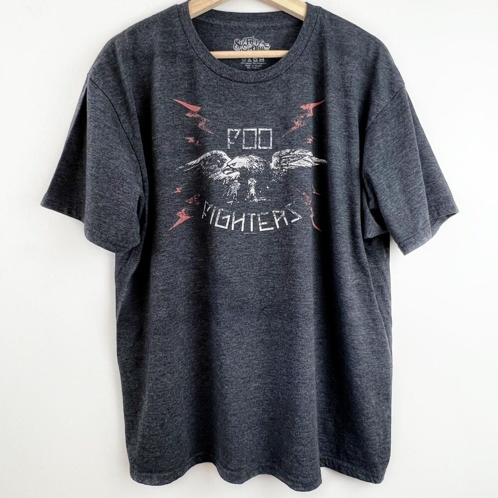 Unbranded Men's Grey and Black T-shirt